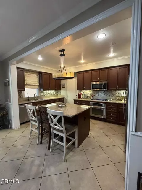 Kitchen - 3255 Moss Landing Blvd, Oxnard, CA 93036 photo 5 of 7