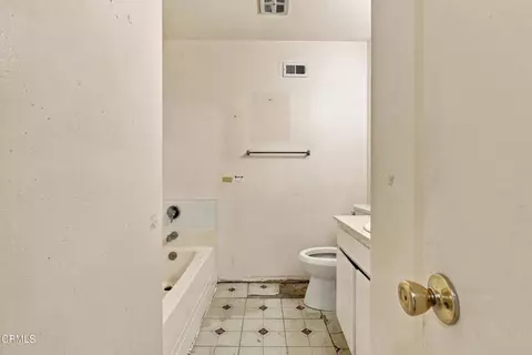 Bath - 1819 La Puerta Ave, Oxnard, CA 93030 photo 1 of 2