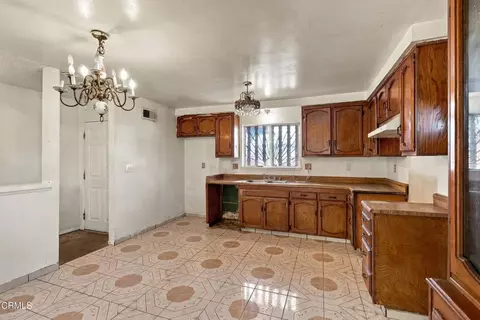 Kitchen - 1819 La Puerta Ave, Oxnard, CA 93030 photo 2 of 2