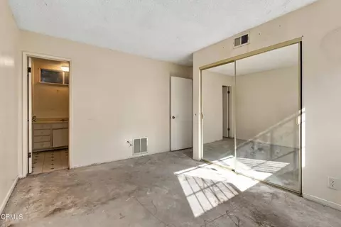 Bedroom - 1819 La Puerta Ave, Oxnard, CA 93030 photo 4 of 4