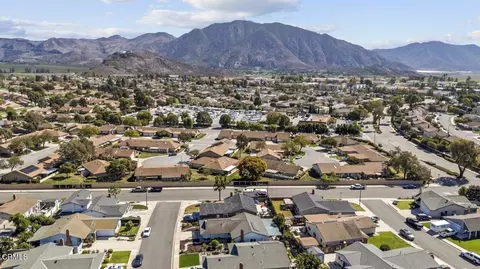 View/Area - 327 Otono Ct, Camarillo, CA 93012 photo 2 of 4