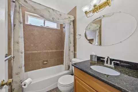 Bath - 327 Otono Ct, Camarillo, CA 93012 photo 1 of 2