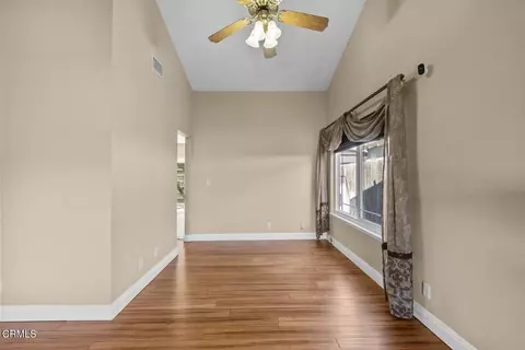 Living - 327 Otono Ct, Camarillo, CA 93012 photo 5 of 12