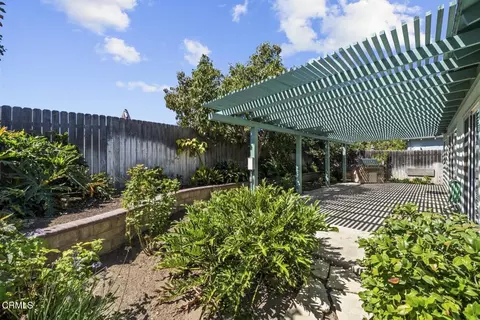Exterior - 327 Otono Ct, Camarillo, CA 93012 photo 7 of 8