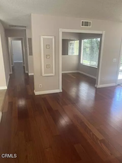 Entry Way - 5177 Creekside Rd, Camarillo, CA 93012 photo 1 of 1