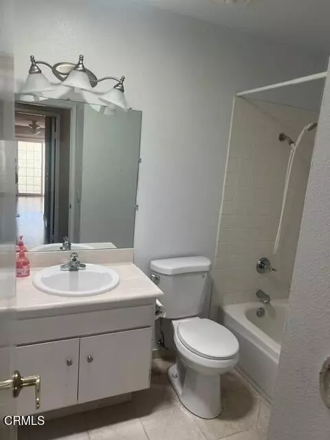Bath - 5177 Creekside Rd, Camarillo, CA 93012 photo 1 of 3