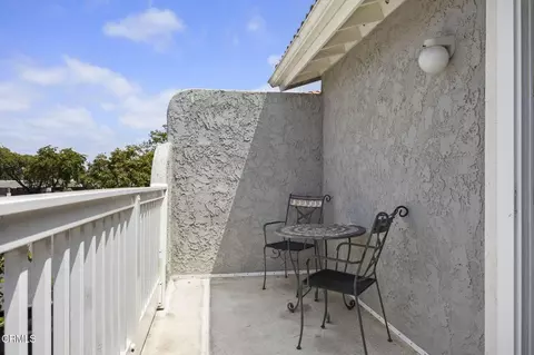 Exterior - 1262 Gina Dr, Oxnard, CA 93030 photo 5 of 5