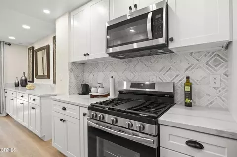 Kitchen - 1262 Gina Dr, Oxnard, CA 93030 photo 3 of 3