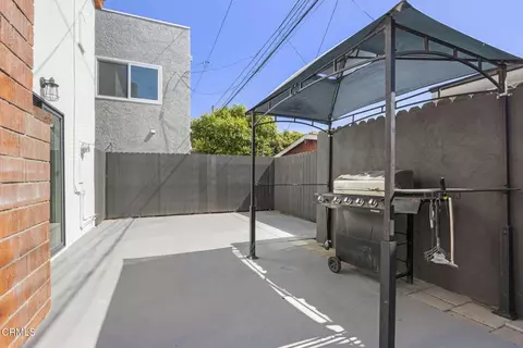 Exterior - 256 Melrose Dr, Oxnard, CA 93035 photo 5 of 16