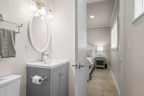 Bath - 256 Melrose Dr, Oxnard, CA 93035 photo 5 of 5