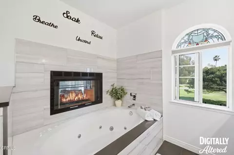 Bath - 2238 Bermuda Dunes Pl, Oxnard, CA 93036 photo 4 of 8