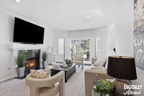Living - 2238 Bermuda Dunes Pl, Oxnard, CA 93036 photo 2 of 7