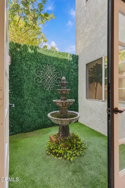 Exterior - 2238 Bermuda Dunes Pl, Oxnard, CA 93036 photo 4 of 14