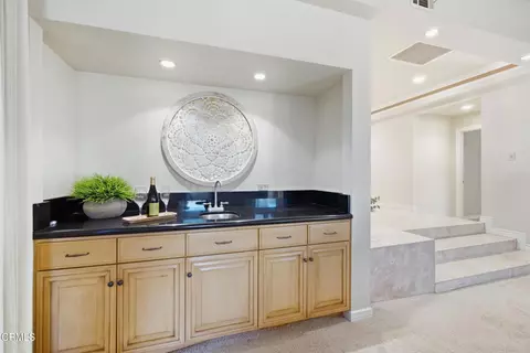 Entry Way - 249 Valley Vista Dr, Camarillo, CA 93010 photo 3 of 4