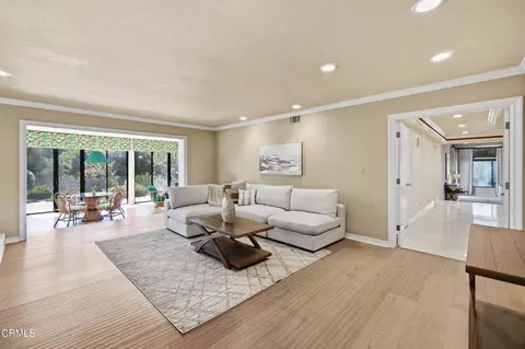 Living - 249 Valley Vista Dr, Camarillo, CA 93010 photo 5 of 5