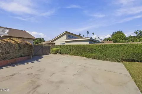 Exterior - 2110 Pamela St, Oxnard, CA 93036 photo 13 of 14