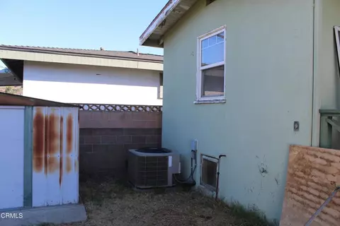 Exterior - 721 Central Ave, Fillmore, CA 93015 photo 3 of 9