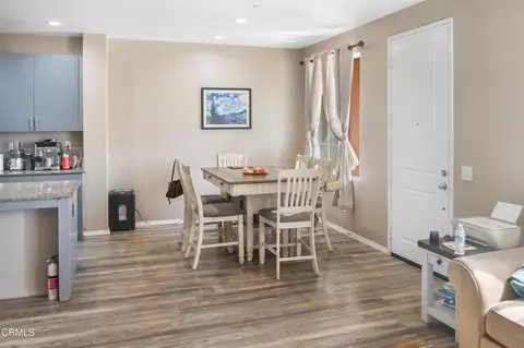 Dining - 2725 Smokey Mountain Dr, Oxnard, CA 93036 photo 1 of 1