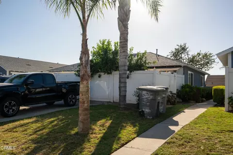 2310 Alexander St, Oxnard, CA 93033 photo 3