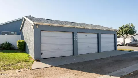 2310 Alexander St, Oxnard, CA 93033 photo 4