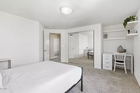 Bedroom - 4029 Sunset Ln, Oxnard, CA 93035 photo 6 of 8