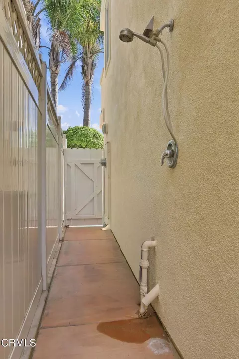 Exterior - 4029 Sunset Ln, Oxnard, CA 93035 photo 12 of 12
