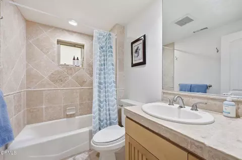 Bath - 4029 Sunset Ln, Oxnard, CA 93035 photo 6 of 8