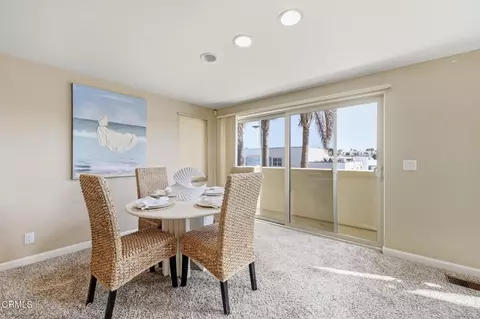 Dining - 4029 Sunset Ln, Oxnard, CA 93035 photo 1 of 2