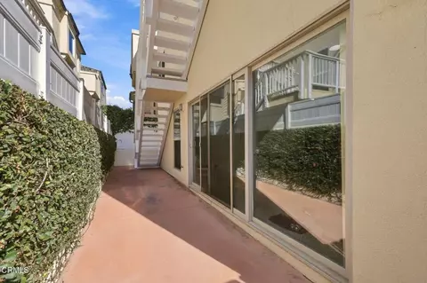 Exterior - 4029 Sunset Ln, Oxnard, CA 93035 photo 9 of 12