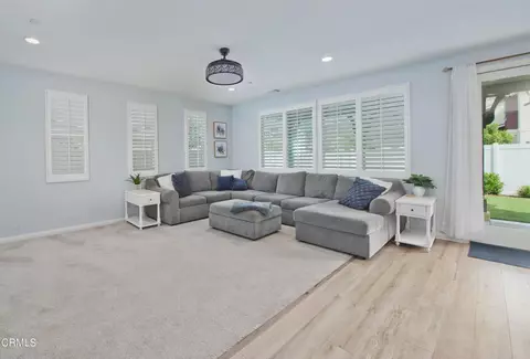 Living - 385 Azalea St, Fillmore, CA 93015 photo 1 of 2