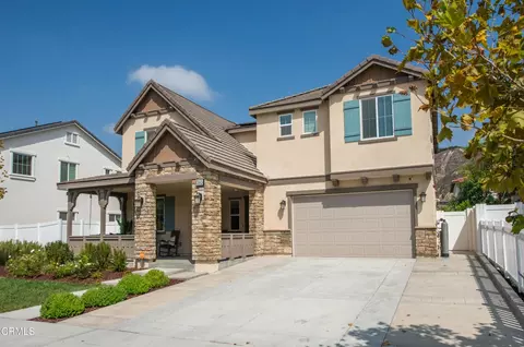Exterior - 385 Azalea St, Fillmore, CA 93015 photo 5 of 12