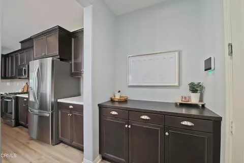 Entry Way - 385 Azalea St, Fillmore, CA 93015 photo 3 of 6