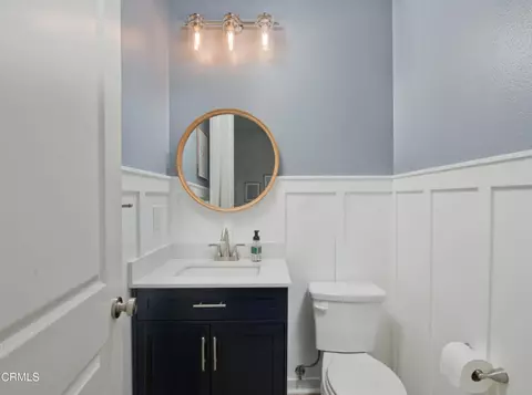 Bath - 385 Azalea St, Fillmore, CA 93015 photo 1 of 4