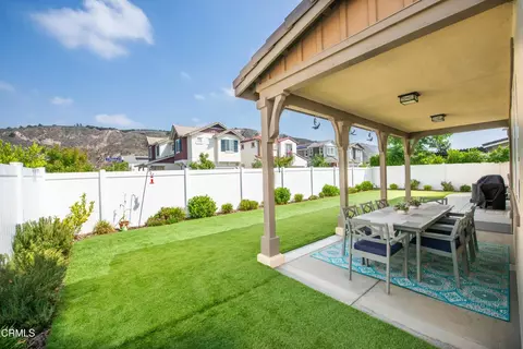 Exterior - 385 Azalea St, Fillmore, CA 93015 photo 8 of 12