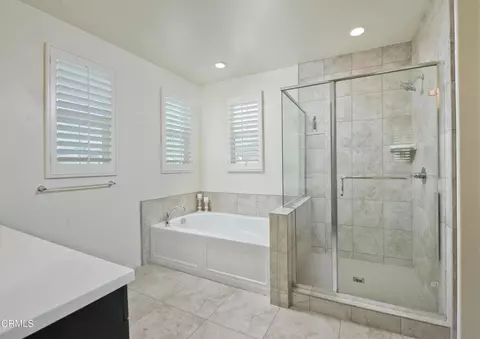 Bath - 385 Azalea St, Fillmore, CA 93015 photo 4 of 4