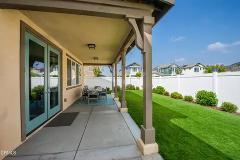 Exterior - 385 Azalea St, Fillmore, CA 93015 photo 4 of 12