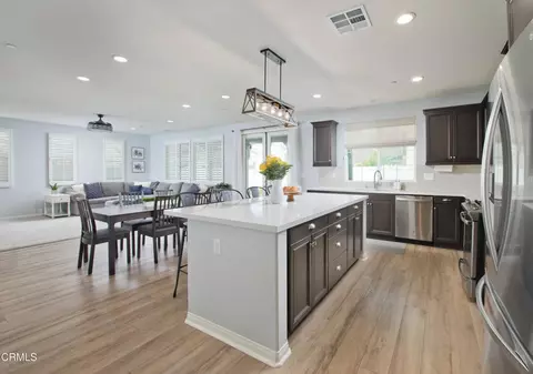 Kitchen - 385 Azalea St, Fillmore, CA 93015 photo 1 of 3