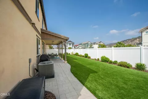 Exterior - 385 Azalea St, Fillmore, CA 93015 photo 6 of 12