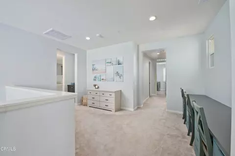 Entry Way - 385 Azalea St, Fillmore, CA 93015 photo 4 of 6
