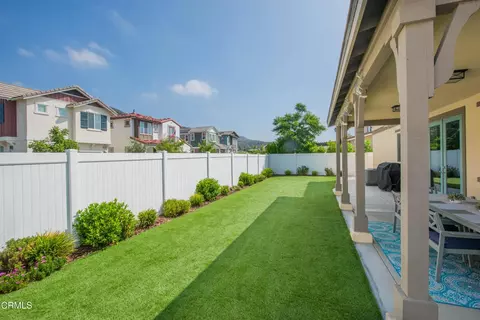 Exterior - 385 Azalea St, Fillmore, CA 93015 photo 3 of 12