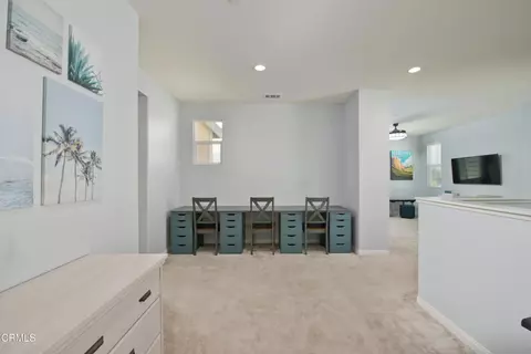 Entry Way - 385 Azalea St, Fillmore, CA 93015 photo 5 of 6