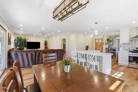 Dining - 3899 Maple St, Ventura, CA 93003 photo 2 of 2
