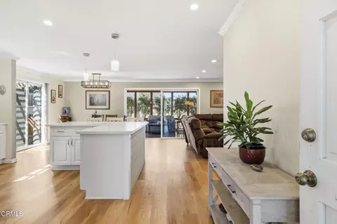Entry Way - 3899 Maple St, Ventura, CA 93003 photo 1 of 1