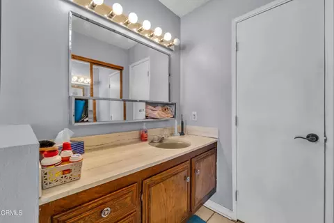 Bath - 2068 Spice St, Lancaster, CA 93536 photo 1 of 6