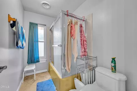 Bath - 2068 Spice St, Lancaster, CA 93536 photo 5 of 6