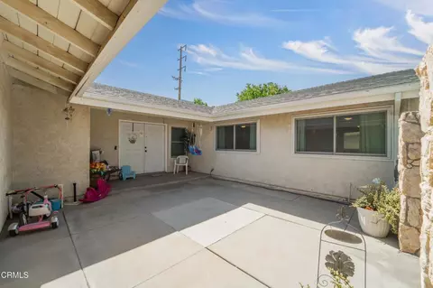 Exterior - 2068 Spice St, Lancaster, CA 93536 photo 6 of 7