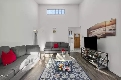 Living - 2930 Windward Way, Oxnard, CA 93035 photo 3 of 3