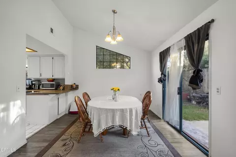 Dining - 2930 Windward Way, Oxnard, CA 93035 photo 1 of 2