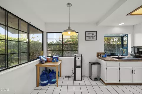 Kitchen - 2930 Windward Way, Oxnard, CA 93035 photo 1 of 8