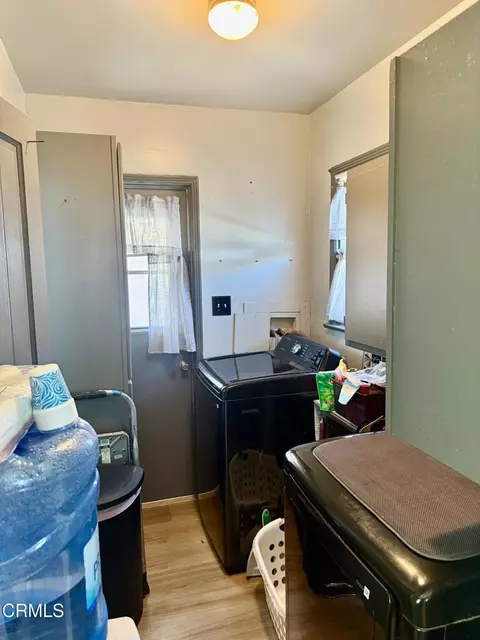 1428 W Beverly Dr, Oxnard, CA 93030 photo 4